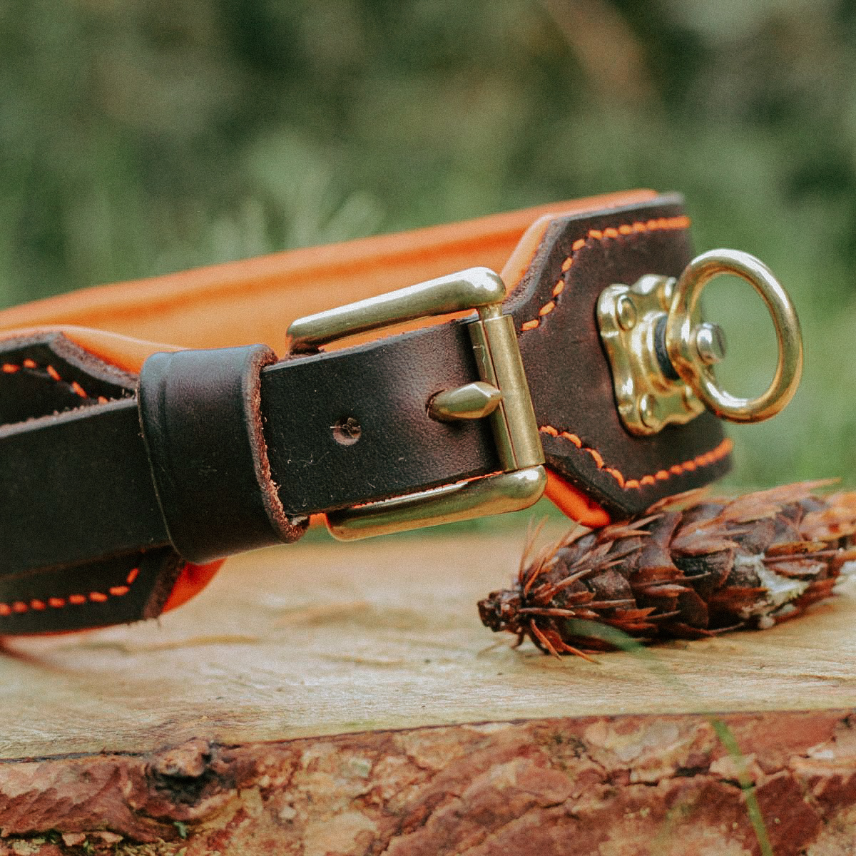 Heatherhorn-Braun-Orange-details